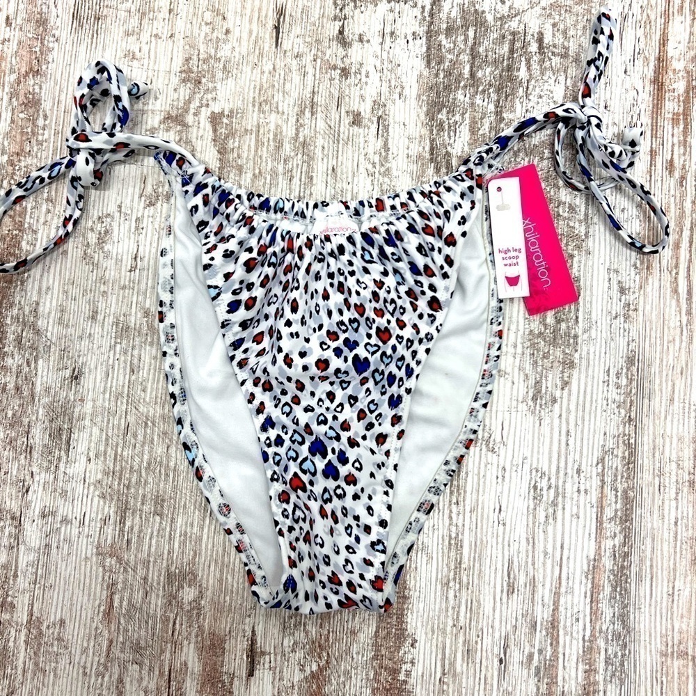HIGH-LEG Scoop String Bikini Bottom - Xhilaration - L